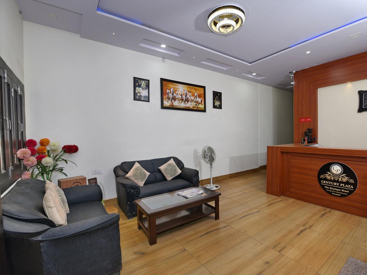Oyo 14571 Century Plaza Varanasi