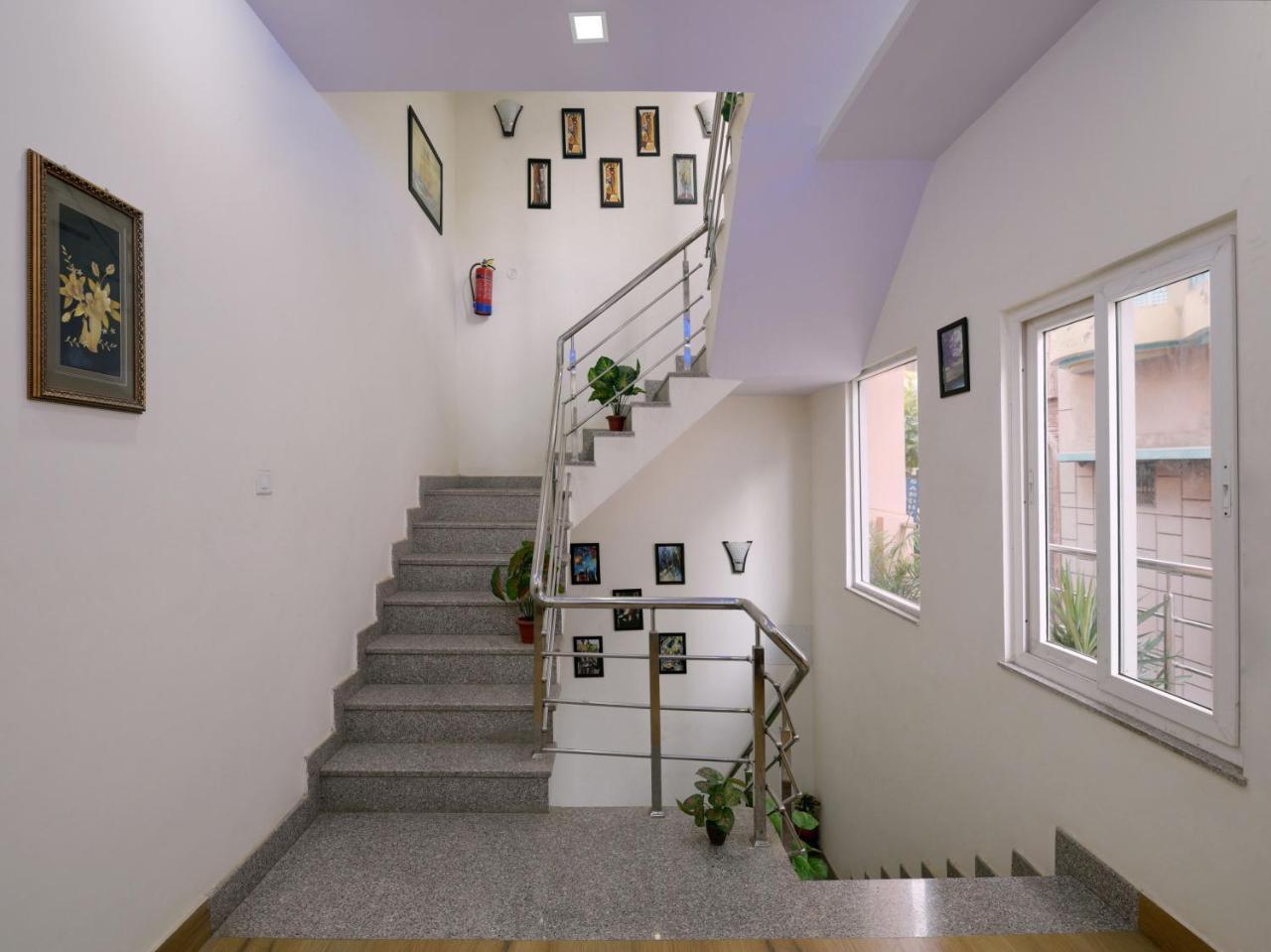 Oyo 14571 Century Plaza * Varanasi